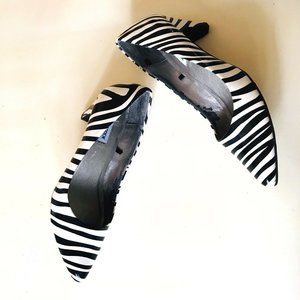 Size 9 Steve Madden zebra pumps